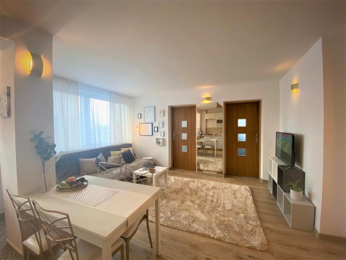 Vicky - New Apartment Centrum Srodmiescie Varsovia Exterior foto